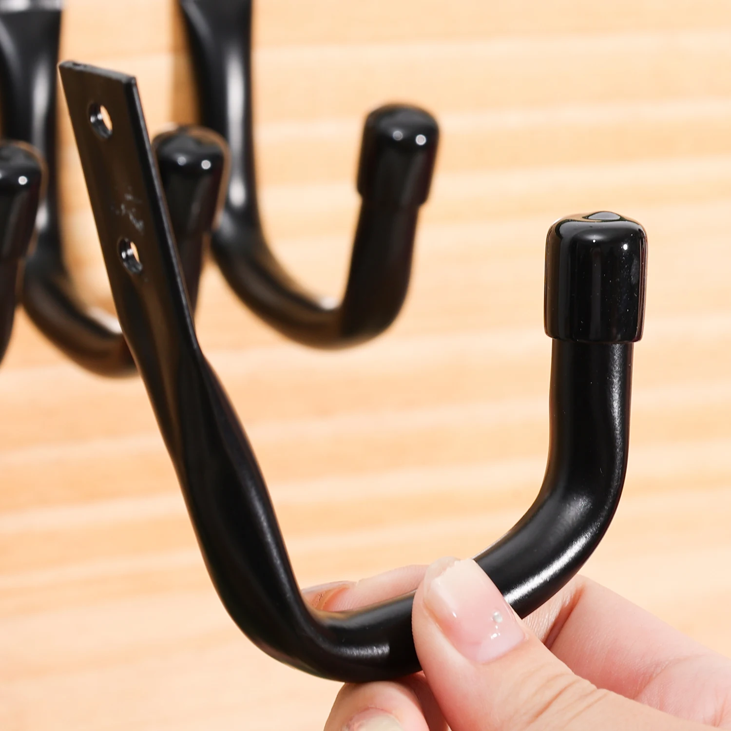 Bicycle Wall Mount J Hook Hous - Cycling Gear Wall Hanger 评论和价格